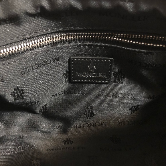 Moncler  pouch-new with tags - Picture 2 of 3